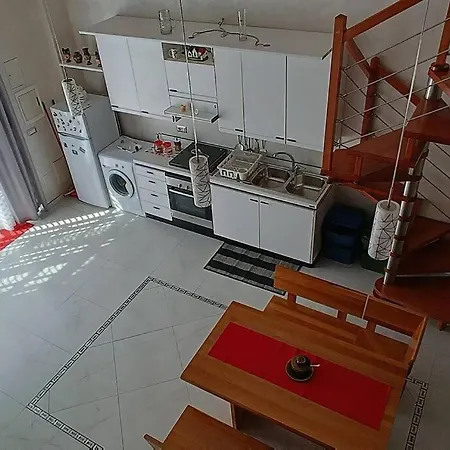別荘 Casa Raggio Di Sole ジョヴィナッツォ